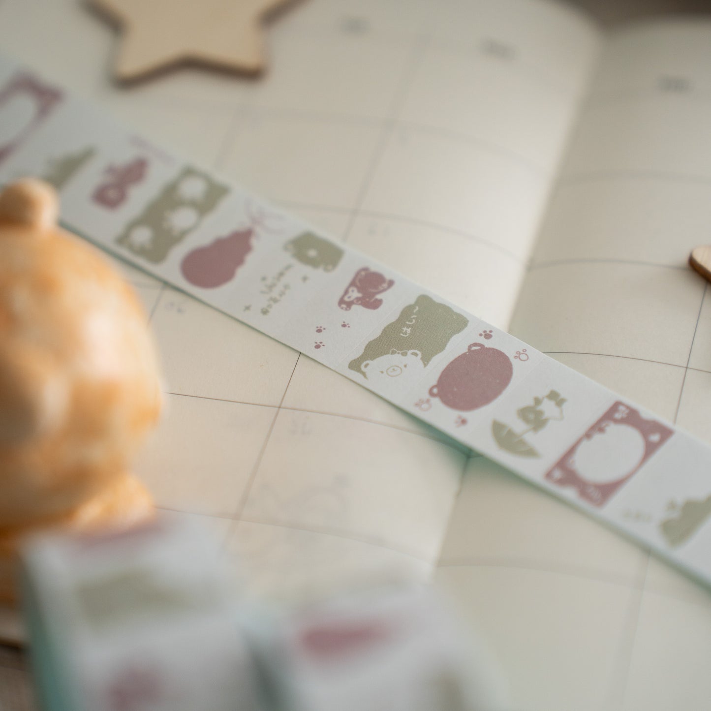 Sho Little Happiness - Kuma - Label Sticker